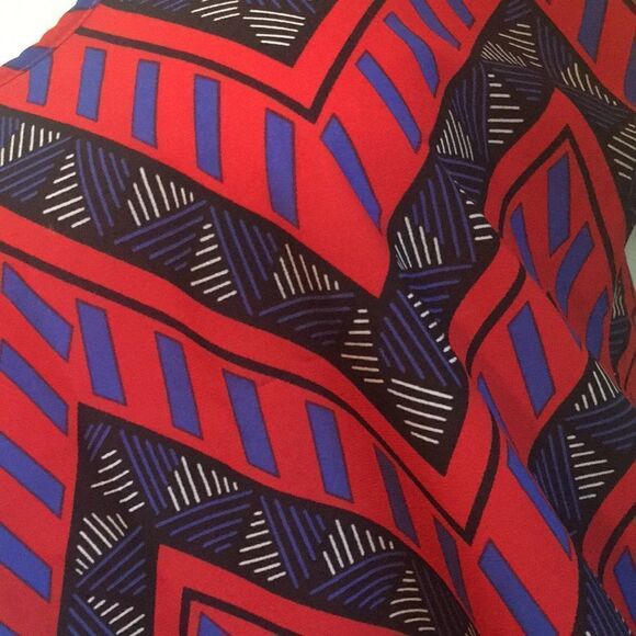 Fun & Flirt top🌸 - Picture 2 of 4